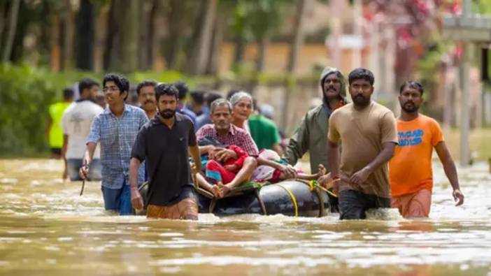 Hindistan’daki sel felaketinde can kaybı 42’ye yükseldi