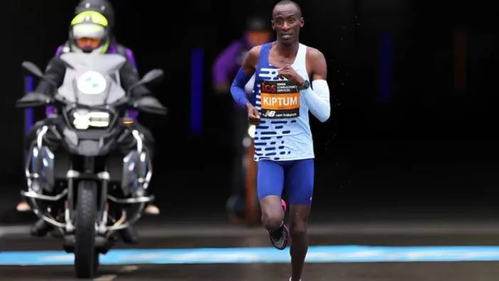 Kenyalı atlet Dünya rekoru kırdı
