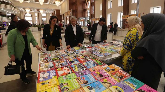 Gazeteciler Şahinbey Belediyesi’nin Kitap Fuarını ziyaret etti