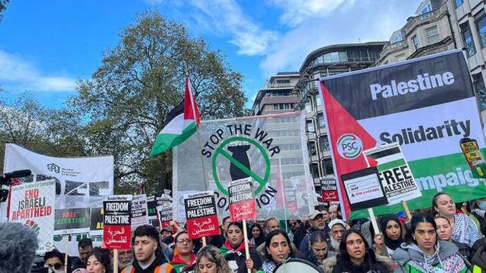Londra’da Filistin protestosu yapıldı