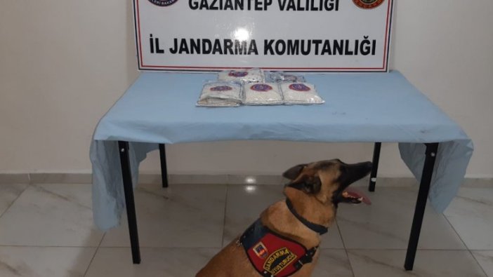 Gaziantep'te 27 bin 555 uyuşturucu hap ele geçirildi