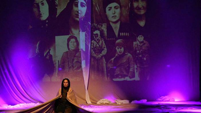 'Kurtuluşun Kadınları’ tiyatro gösterisi ayakta alkışlandı