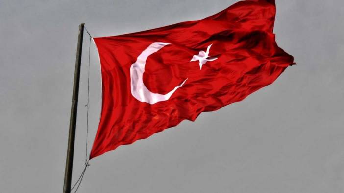 Rüyada bayrak görmek ne anlama gelir? Rüyada Türk bayrağı görmek ve asmak anlamı nedir?