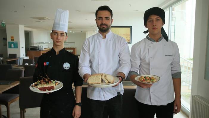 Lise öğrencileri ekşi mayalı ekmekleri "Ahu" ile uluslararası yarışmada birincilik kazandı