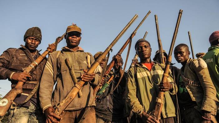 Nijerya'da 10 silahlı çete üyesi etkisiz hale getirildi