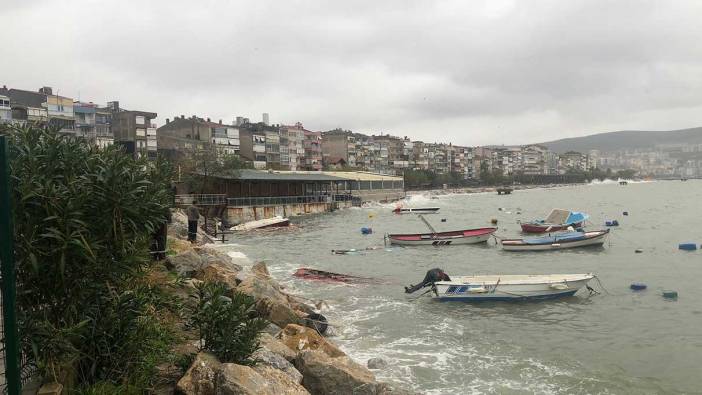 Bursa'da fırtına! Tekneler alabora oldu