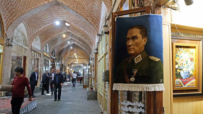 İranlı Türk esnaf, Atatürk'ün portresini ipek halıya işledi