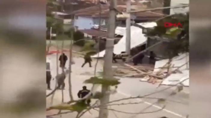 Yalova'da fırtına çatıyı savurdu: 2 kişi yaralandı