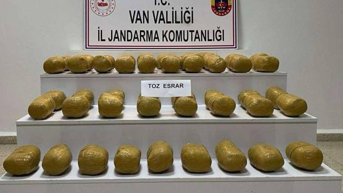 Van'da dev uyuşturucu operasyonu: 51 kilo toz esrar ele geçirildi