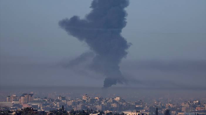 İsrail'in Gazze'ye düzenlediği saldırılarda ölenlerin sayısı 18 bine yaklaştı