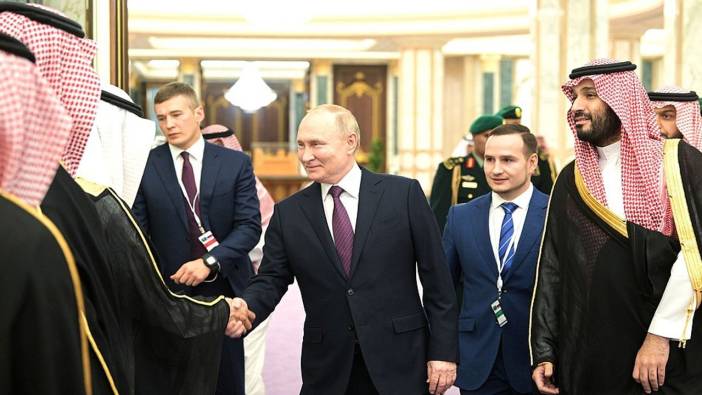 Putin, Suudi Arabistan Veliaht Prensi Selman ile neden görüştü?
