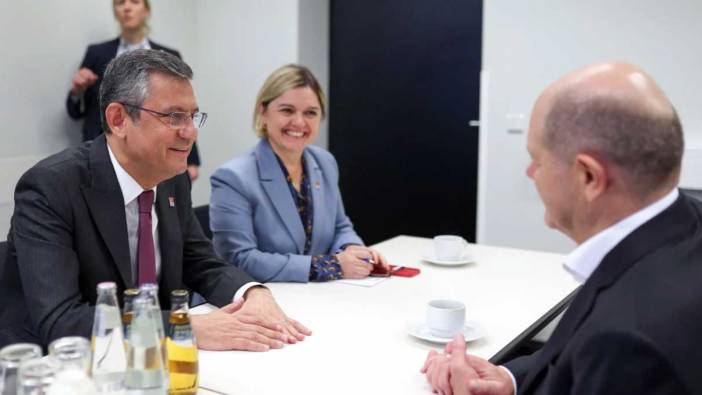 Özgür Özel, Almanya Başbakanı Scholz ile bir araya geldi