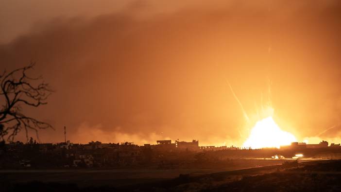 İsrail'in Gazze'ye saldırılarında ölenlerin sayısı 18 bin 205'e yükseldi