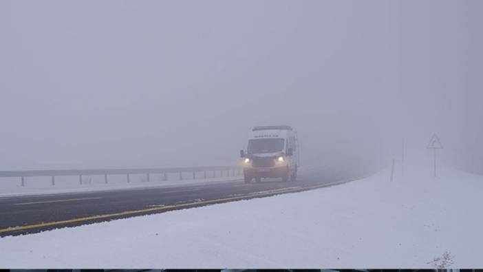 Kars ve Ardahan'da sis etkili oldu