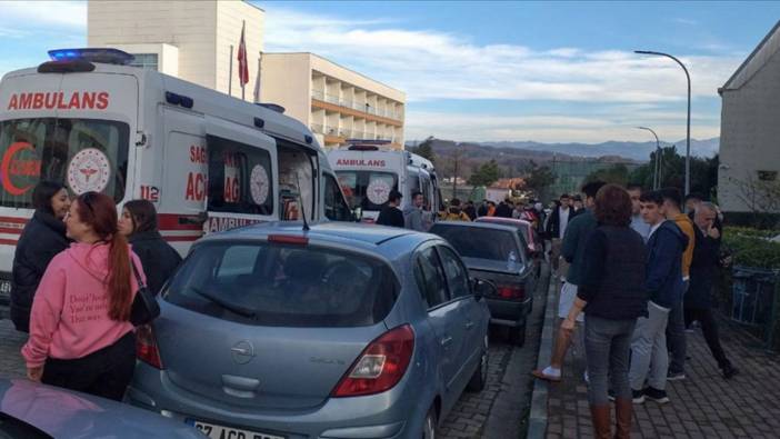 Zonguldak'ta yurtta kalan öğrenciler yemekten zehirlendi: Tedavileri sürüyor