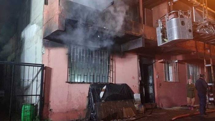 Beykoz'da iki katlı binada yangın çıktı
