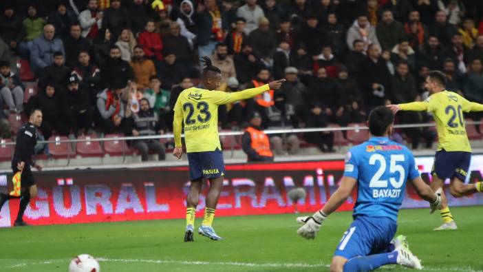 Fenerbahçe deplasmanda Kayserispor'u 4-3'lük skorla mağlup etti