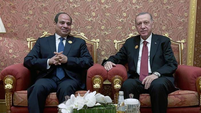 Erdoğan ile Mısır Cumhurbaşkanı Sisi arasında kritik görüşme