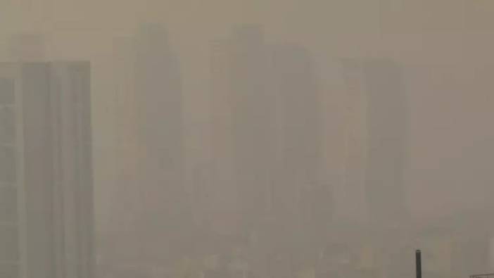 İstanbullular sisli sabaha uyandı: Anadolu Yakası'nda sis meydana geldi