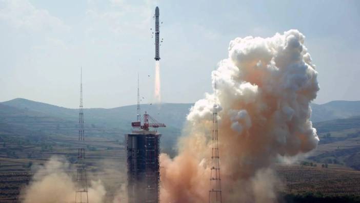 Çin, dört meteoroloji uydusunu uzaya gönderdi!