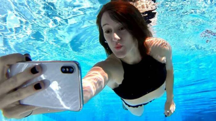 Apple'dan dev yenilik: iPhone'lar artık suyun altında da kullanılabilecek!