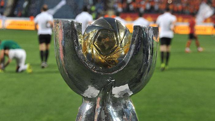 Süper Kupa ne zaman oynanacak? Galatasaray - Fenerbahçe Süper Kupa finali saat kaçta, hangi kanalda ve nerede oynanacak?