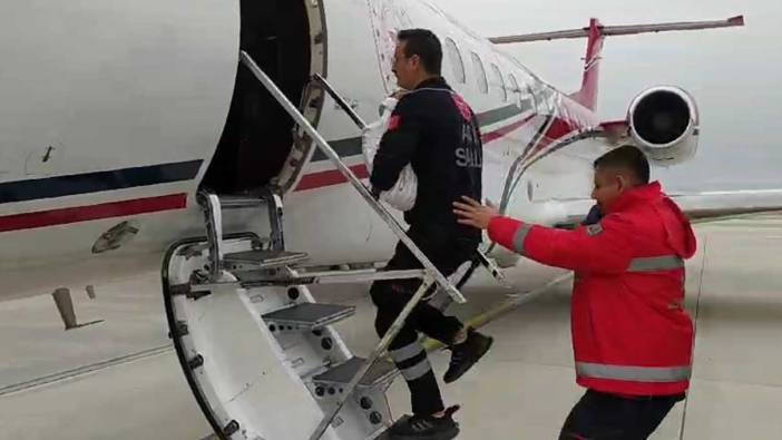 Van'da kalp hastası bebek için ambulans uçak havalandı