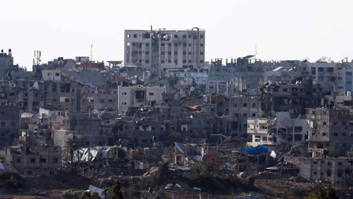 İsrail, Gazze’de yine hastaneye saldırdı