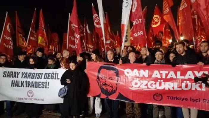 Can Atatay'ın milletvekilliğinin düşürülmesi protesto edildi