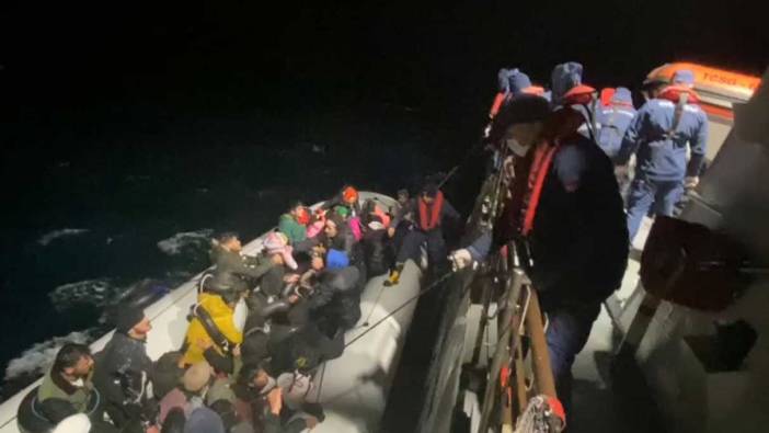 Ayvalık açıklarında 55 kaçak göçmen yakalandı