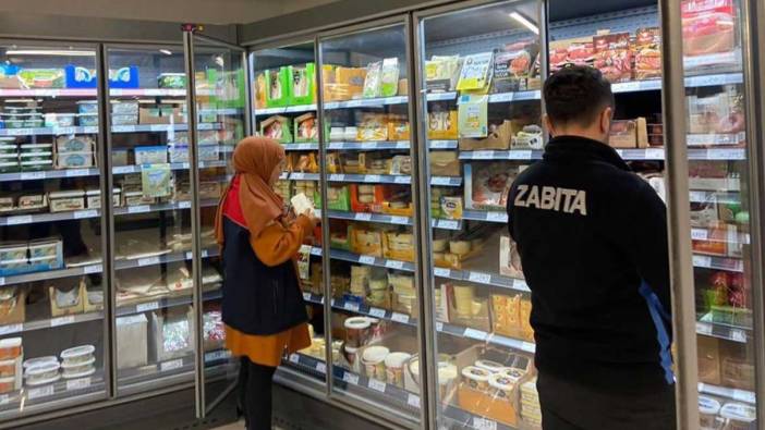 Şırnak'ta zabıta ekipleri marketleri denetledi