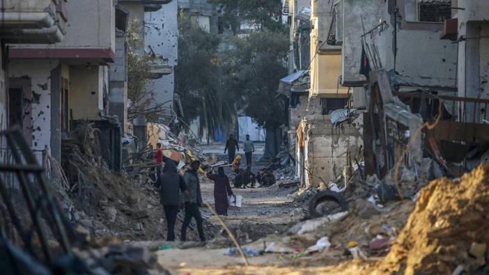 Gazze'de insani kriz artıyor: Can kaybı 27 bin 840...
