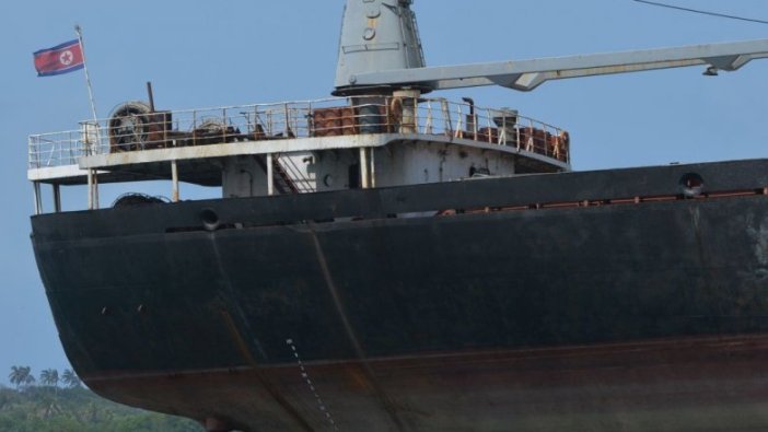 Rusya Kuzey Kore'nin gemisine el koydu!