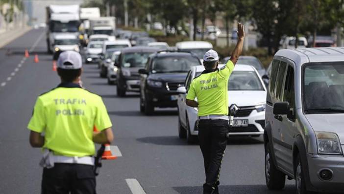 Trafikte bunu sakın yapmayın: Rekor ceza kesildi