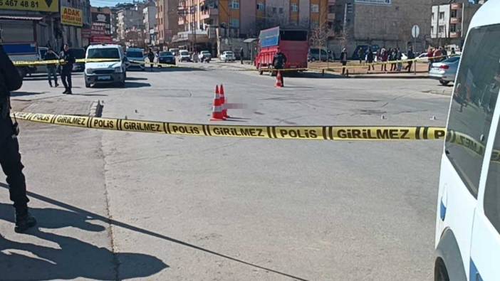 Gaziantep'te silahlı kavga! Kasaplar müşteri için birbirine girdi