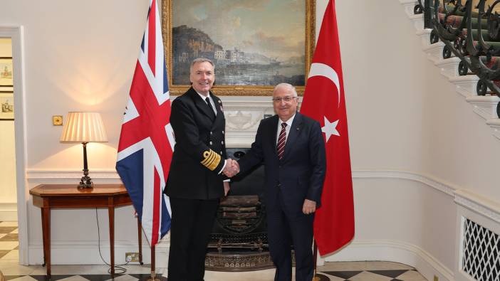 Milli Savunma Bakanı Güler, İngiltere Genelkurmay Başkanı Oramiral Radakin ile görüştü