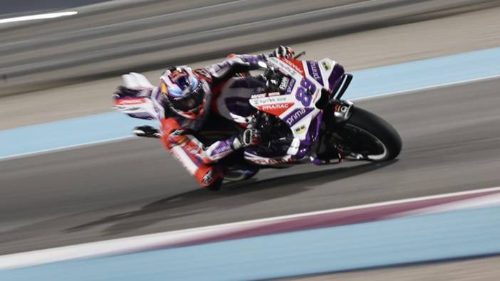 MotoGP'nin ilk etabı Katar'daki sprint yarışında Jorge Martin birinci oldu