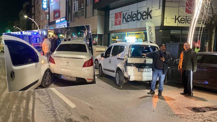 Kocaeli'de korkunç kaza: Duraklayan araca çarpıp devrildi