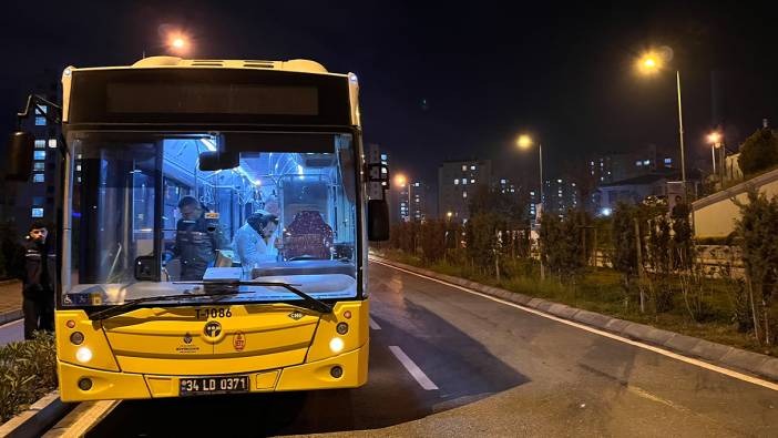 Başakşehir’de ‘yol verme’ kavgası: Otobüs şoförünü bıçaklayıp kaçtı