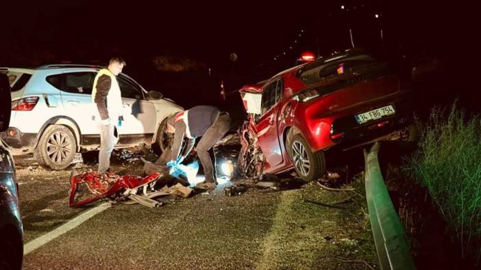 Şanlıurfa’da feci kaza:  İki otomobil çarpıştı! 1 ölü 2 yaralı