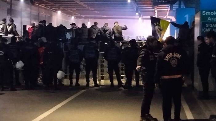 Olaylı maçın ardından Fenerbahçe kafilesi İstanbul'a döndü
