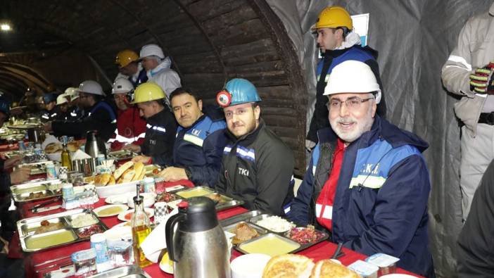 Bakan Işıkhan Kütahya'da maden işçileriyle iftar yaptı