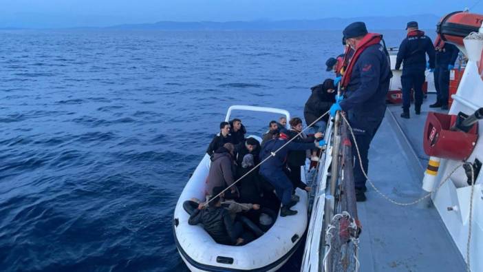 İzmir açıklarında 51 kaçak göçmen kurtarıldı