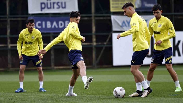 Fenerbahçe Adana Demirspor maçı için hazırlıklarını sürdürdü