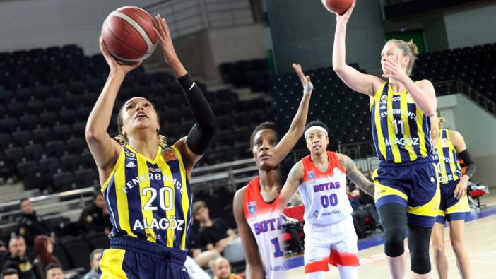 Fenerbahçe Kadın Basketbol Süper Ligi'nde yarı finalde