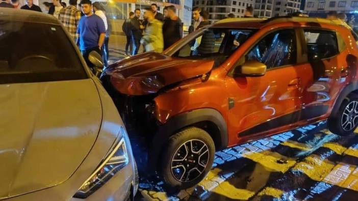 Mardin'de alkollü sürücü yayaya ve bir otomobile çarptı