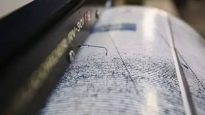 Papua Yeni Gine'e 6.5 büyüklüğünde deprem!