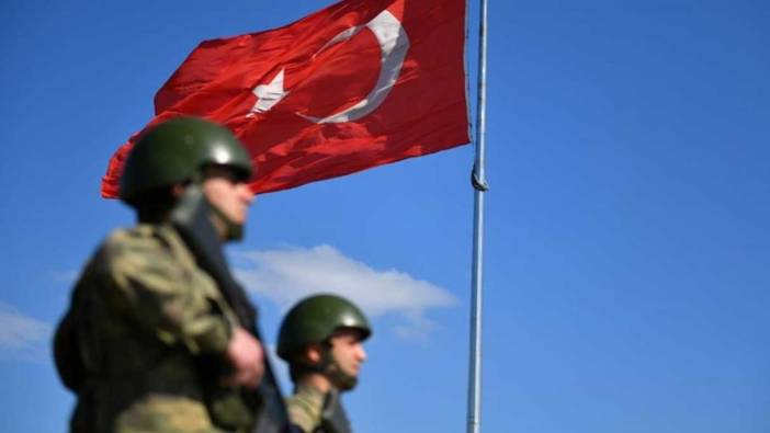 Hudut Birlikleri Edirne'de 5 kaçak geçiş yapmak isteyen kişiyi yakaladı