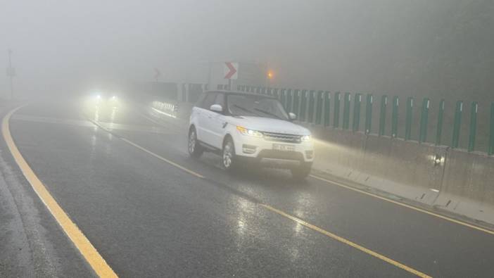 Bolu Dağı geçişinde sis ve sağanak ulaşımı olumsuz etkiledi