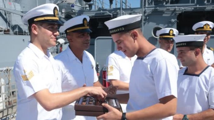 Donanma Komutanlığı'nda bayram sevinci